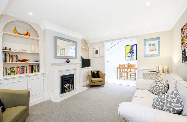 Queensdale Place | Pro-Managed