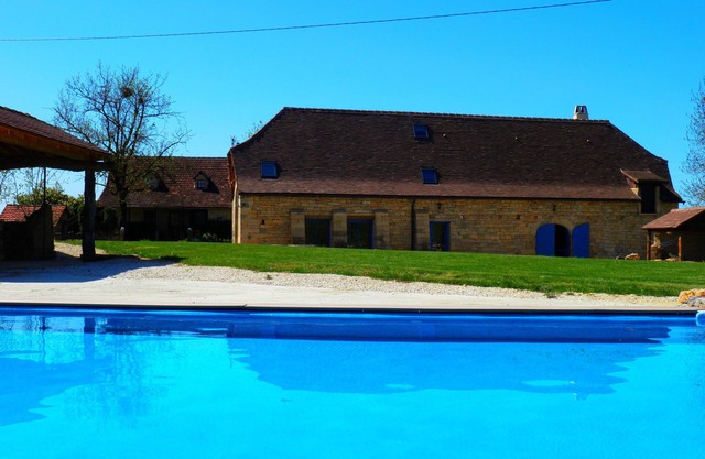 Quercy farmhouse with swimming pool 'Special Offer'