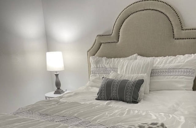 Quiet 1 Bedroom Apartment