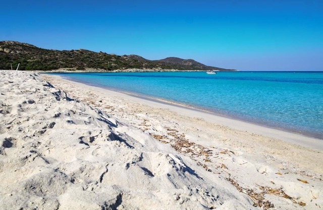 Quiet 500 m from Lozari beach