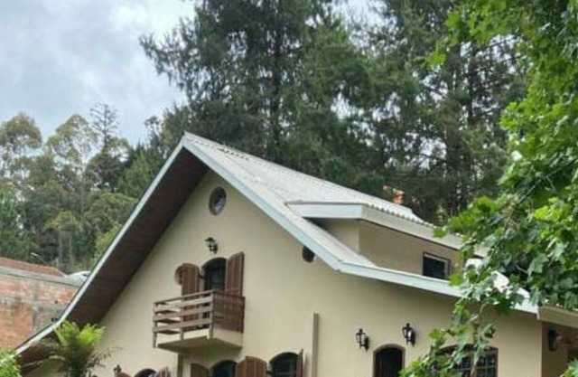 QUIET AND COZY PLACE FOR YOUR FAMILY TO RELAX.