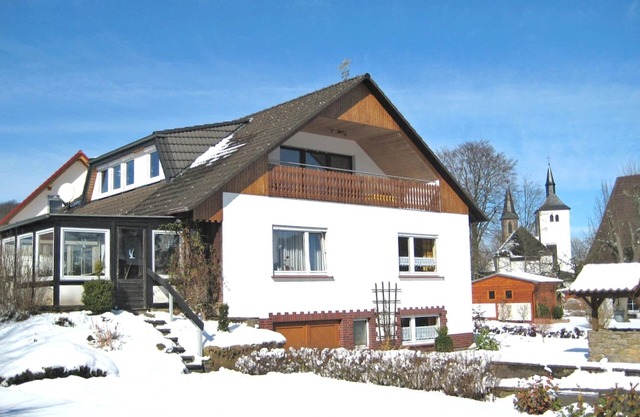 Quiet apartment in Merlsheim with balcony