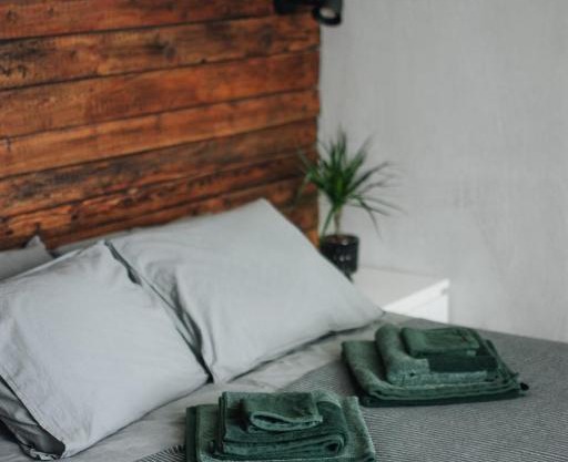 "Quiet Center" apartment, close to train station