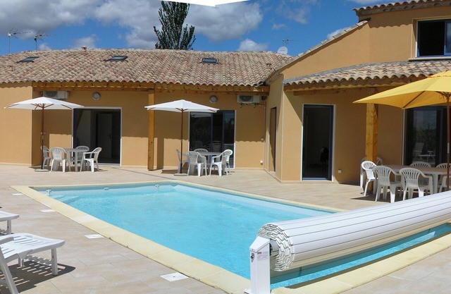 Quiet charming villa with a big terrace and swimming pool