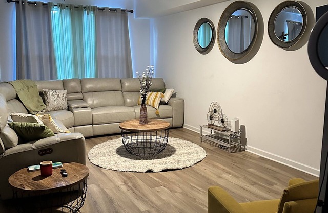 Quiet cozy 2 bedroom villa in enjoyable Nashville,