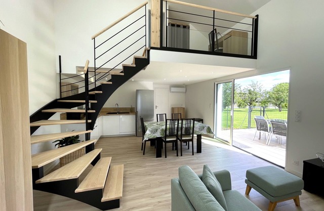 Quiet detached house