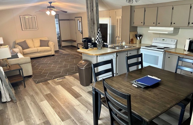 Quiet farmhouse getaway with deck, cornhole, firepit and Santa Fe Trail Marker.