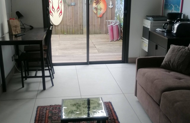 Quiet guest room with garden on the Arcachon Bay near the beach