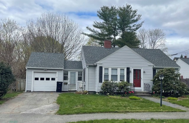 Quiet single-level fully furnished house