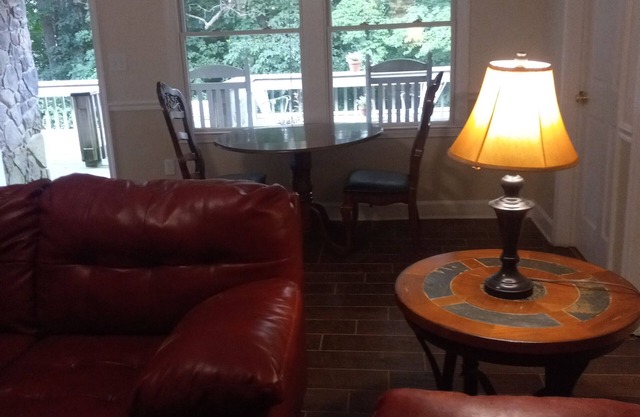 Quiet, yet convenient, country setting