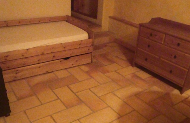 Quietly furnished studio