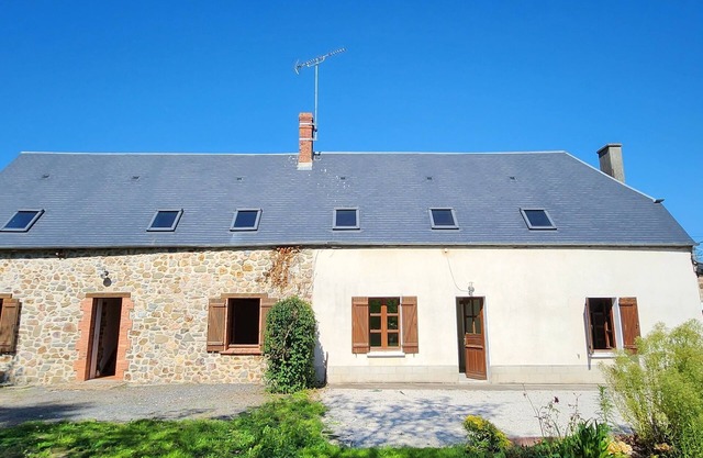 Quietly, ideally located in the center of Cotentin