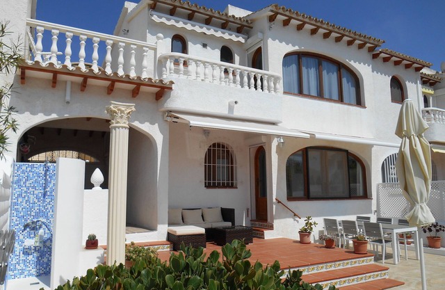 Quietly located holiday home 'Casa TAGOMAGO', in Calpe, 5 km from the center!