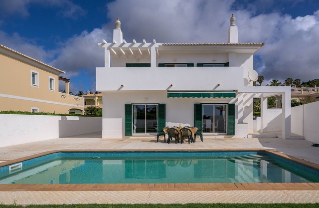 QuietPrivateVilla - superwiffi