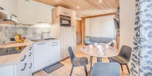 Résidence Le Centre - 2 Pièces pour 4 Personnes MAE-3338