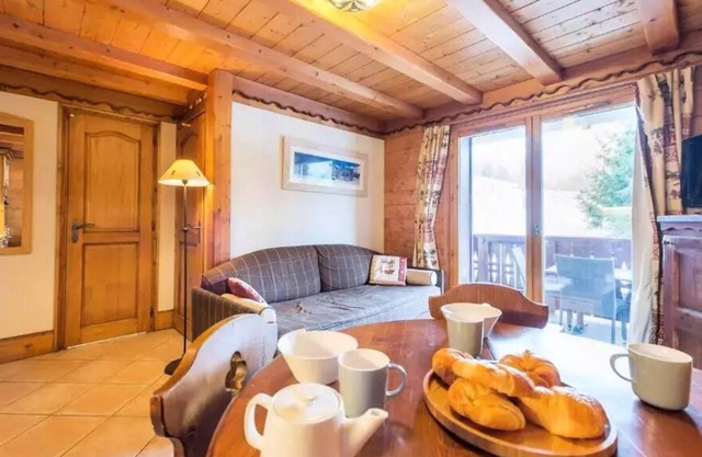 Résidence Pierre & Vacances Premium Les Fermes de Méribel - Apartment for 6 people - 2 bedrooms + 1 sleeping area