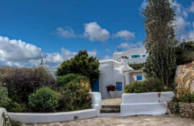 R 1344 Two Bedroom Villa with Sea View | Efterpi | V1D