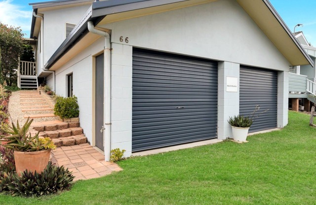 R & J's Paradise, TOP NOTCH