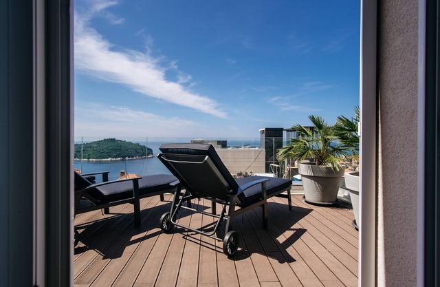 Ragusa Viewpoint apartment by Dubrovnik View