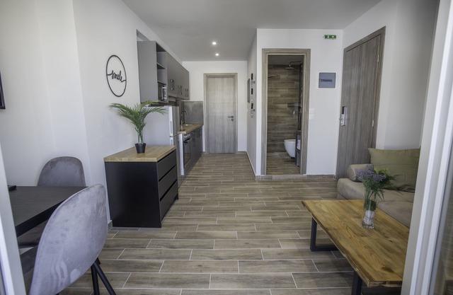Raise Averof Serviced Apartments