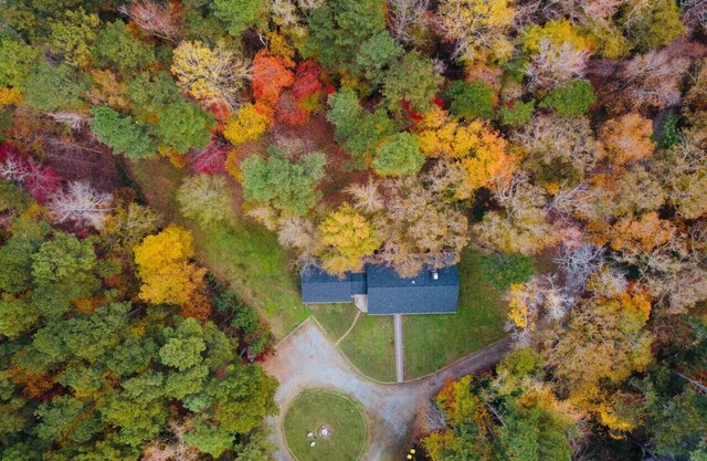 Ranch Home Retreat on 4 Acre Land near UNC/Duke