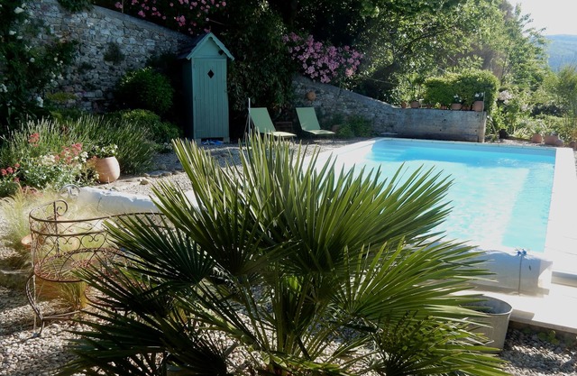 RARE, Exceptional view, CHARMING HOUSE 4 * in Drome Provencale