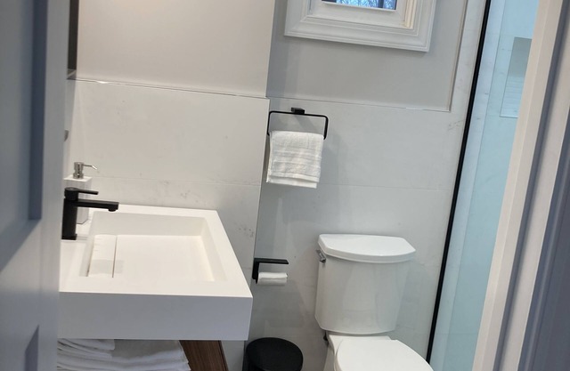 Rare Luxury Spacious City Suite