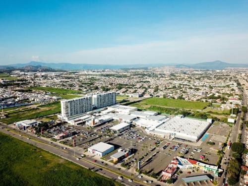 Real View Towers E504