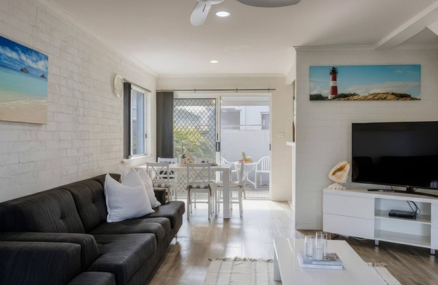 Red Rock | Townhouse in Town