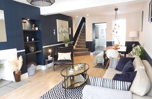 Reduced rate for stunning victorian cottage in the heart of Cowbridge
