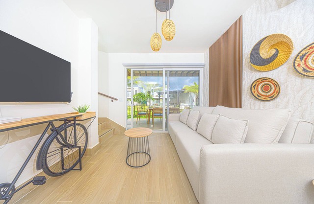 Reef Townhouse Tides (T39)