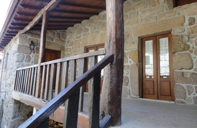 Refúgio da Geira - Holiday Home in Gerês for up to 7 people