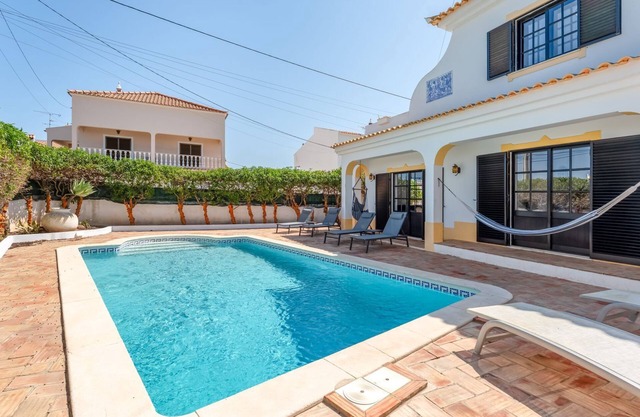 Refúgio Elegante V3 c/Piscina by LovelyStay