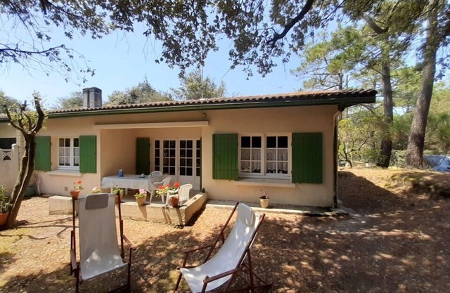 Ref 567 - Quiet house close to beaches and shops
