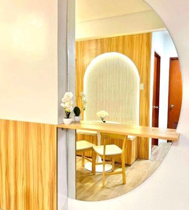 Reflective Woodscape- 1 Bedroom with Balcony