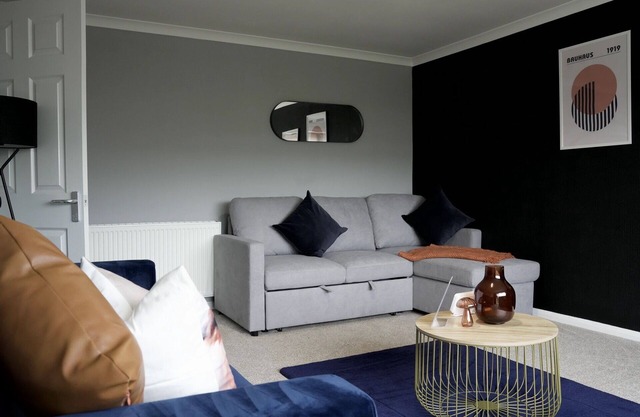 Refreshing Modern Home in Livingston