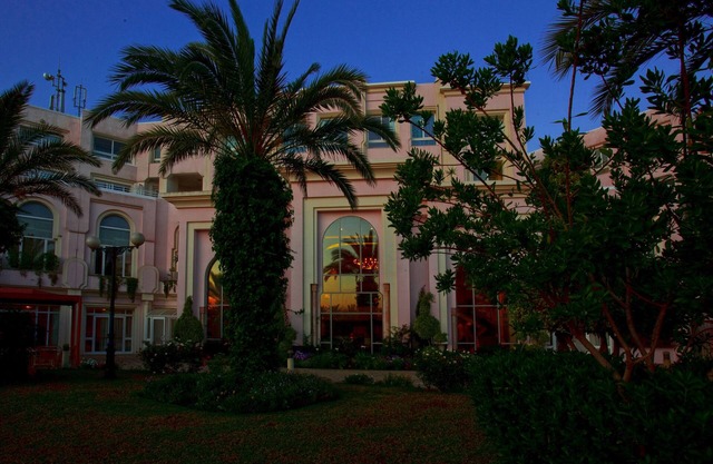Regency Tunis Hotel