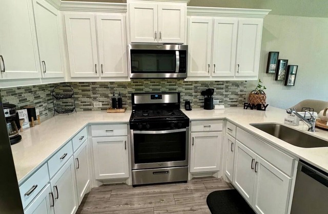Relacing and spacious 4-bedroom house in welcoming Royse City