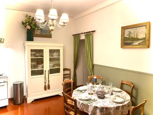 Relais Napoléonien Gîte historique au vert, 1h de Paris