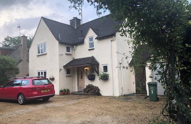 Relax and unwind at Windrush Lodge