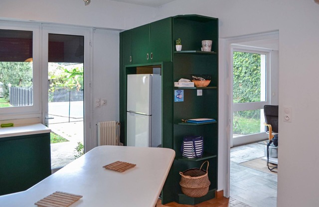 Relax in southwest France in this homely vacation home with swimming pool.