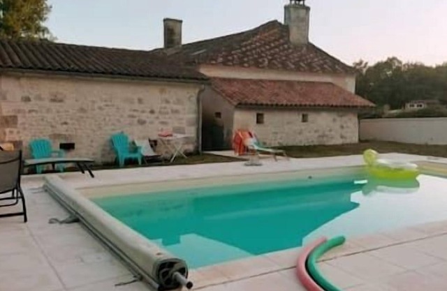 Relaxation in the Dordogne, Cozy house with swimming pool