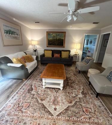 Relaxing 3BR Home in Quiet Neighborhood near SGMC & I-75