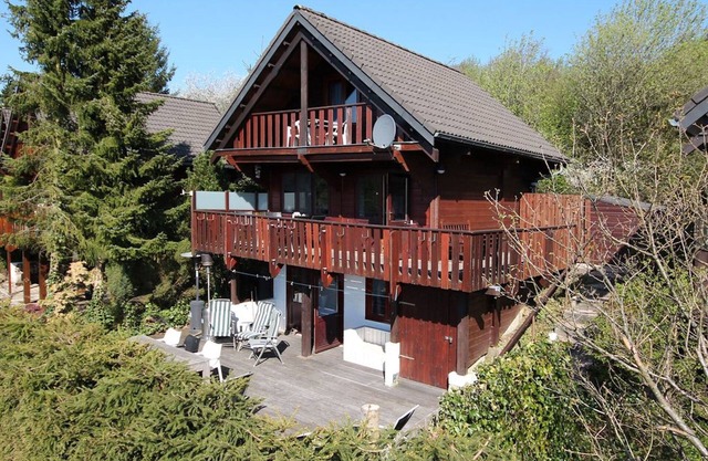 Relaxing Chalet in Dochamps with Swimming Pool and Terrace