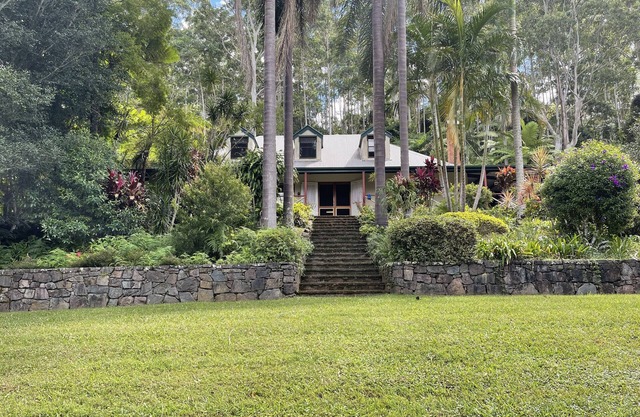 Relaxing country retreat. Great for families and large groups.