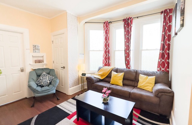 Relaxing & Great Location & Minutes from New York