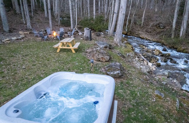 Relaxing Hot Tub by Creek, Fire Pit Near Smokey Mountain National Park