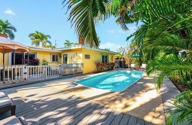 Relaxing Oasis: Private Pool Home with Lush Backyard