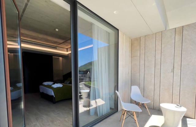 Relaxing Unit with Balcony | Living Room + Full-Kitchen