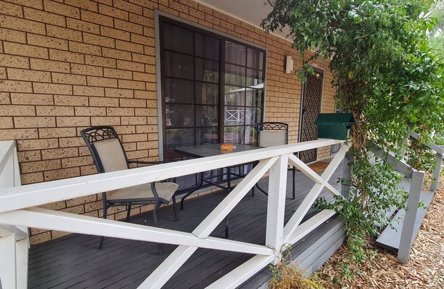 Relaxing self contained cottage with everything you need - Sleeps up to 6.